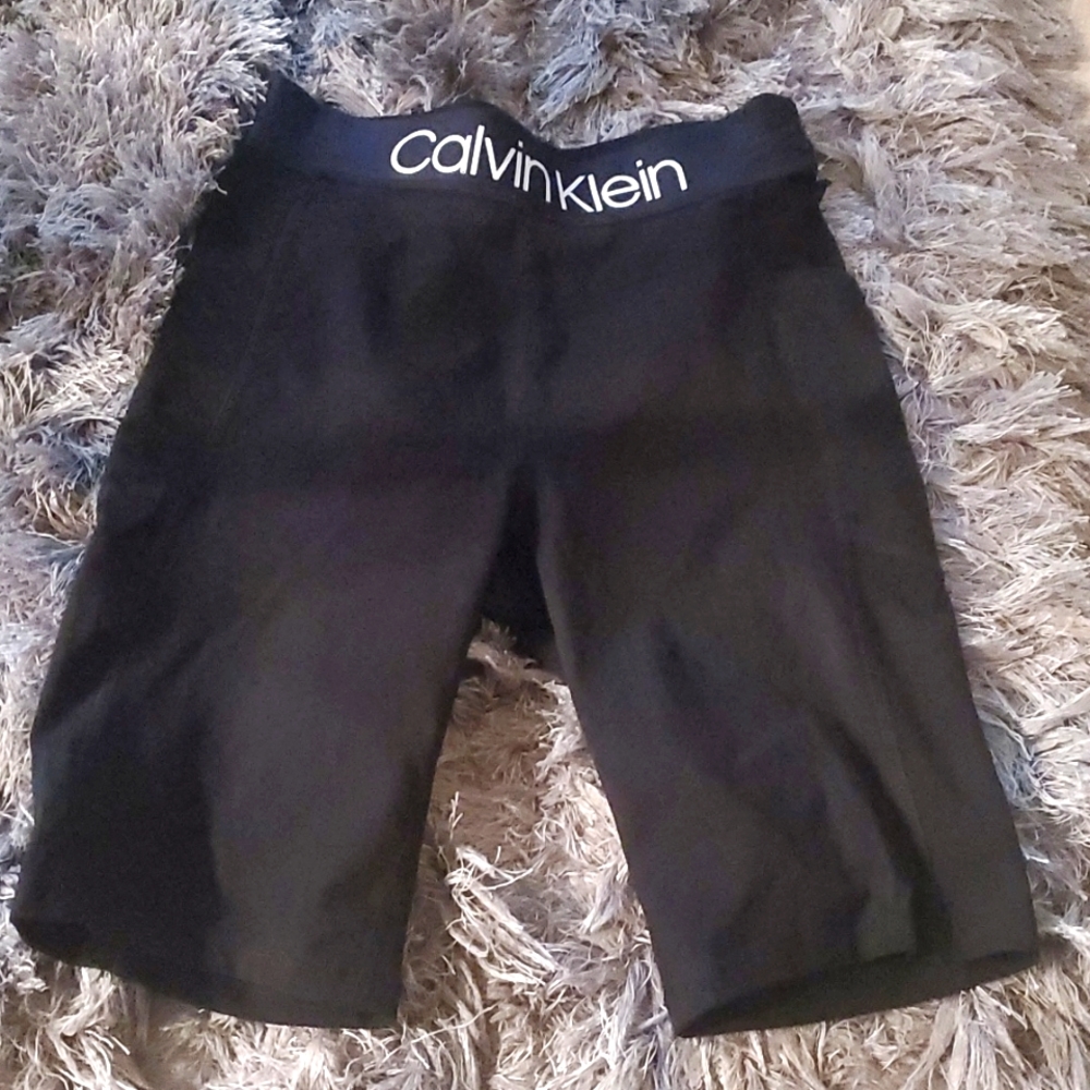 Small Stretch Calvin Klein Performance Black Shorts / Tights with side pockets